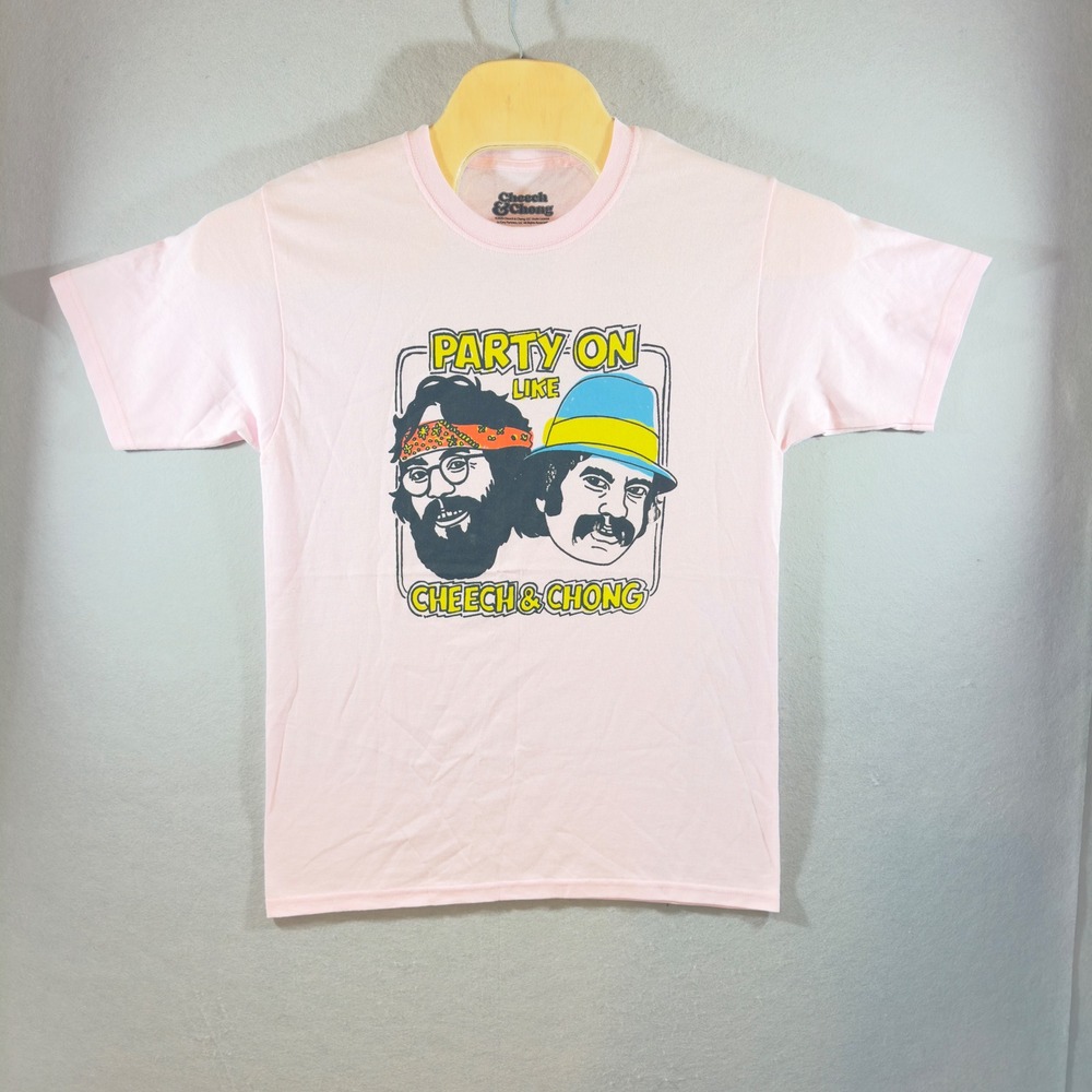 621 | NWT Cheech & Chong Retro Party On Graphic Pink Cotton T-Shirt Women Medium